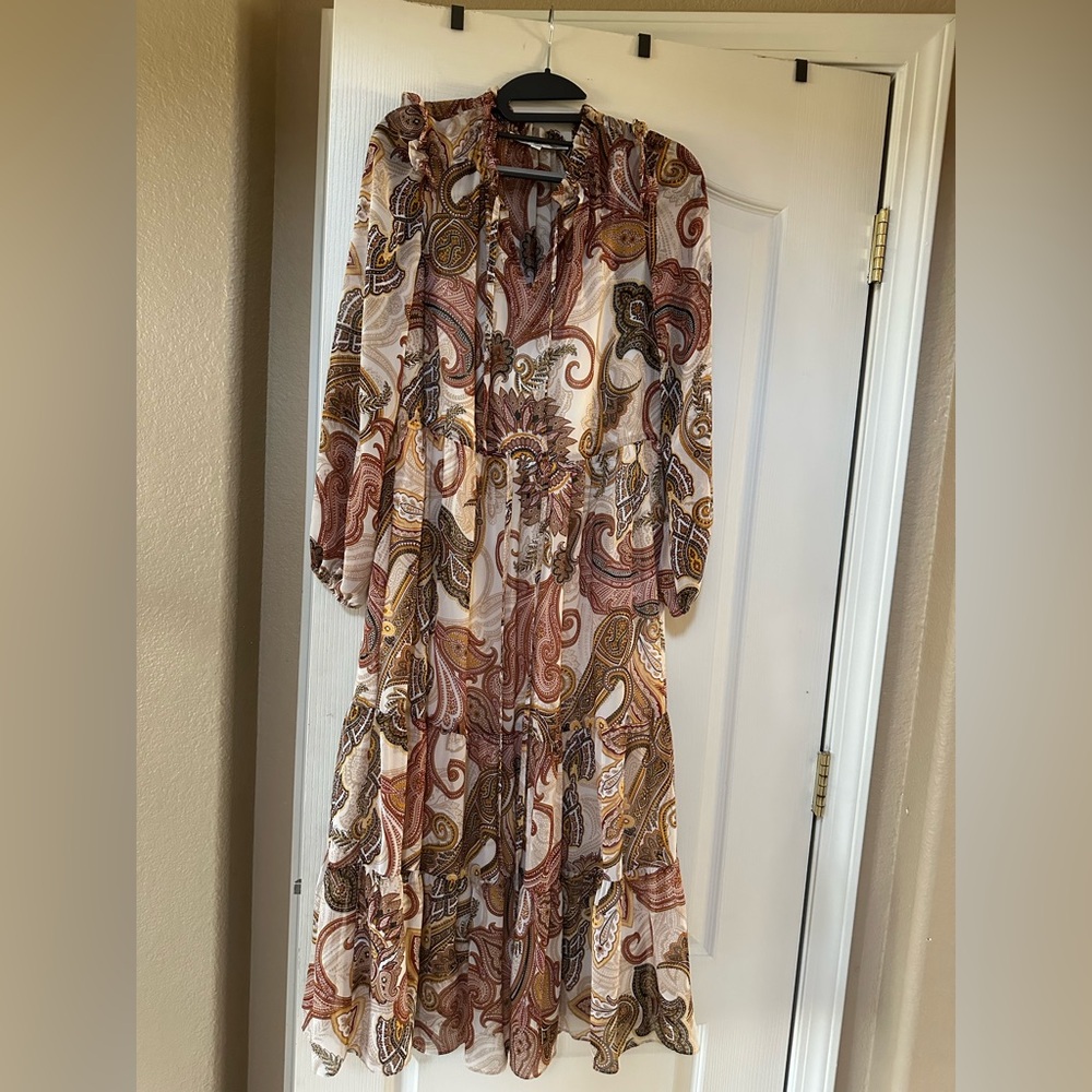 Julia Jordan Paisley Print Long sleeved Tie Up Midi dress